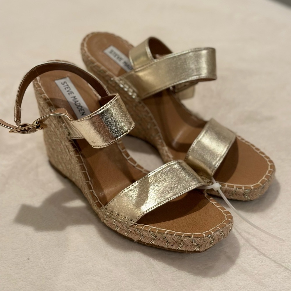 Steve Madden Size 9.5 URI Wedge Sandals - Picture 2 of 5